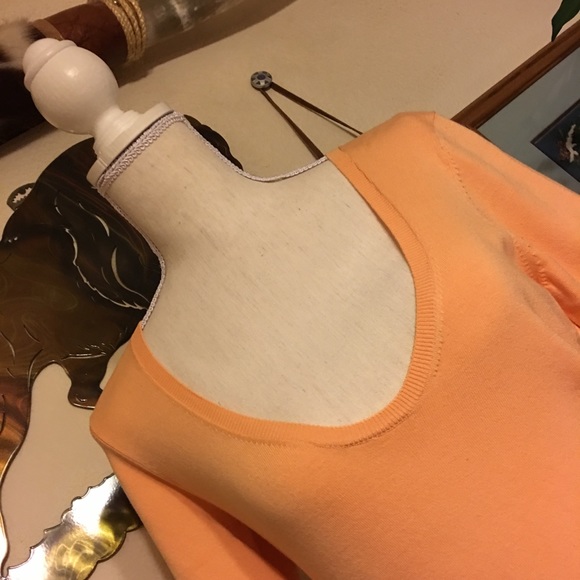 Moda international peach silk sweater NWT S - Picture 2 of 8